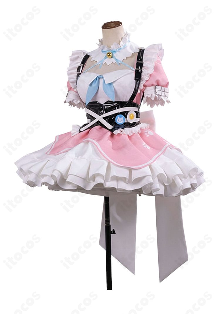 結城さくな 猫メイド衣装の側面シルエットとスカートラインが分かる画像