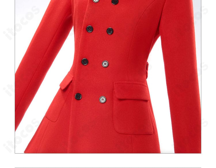 前立てボタンの近接アップ。等間隔の配置と質感でフロントの印象を引き締めるディテール。