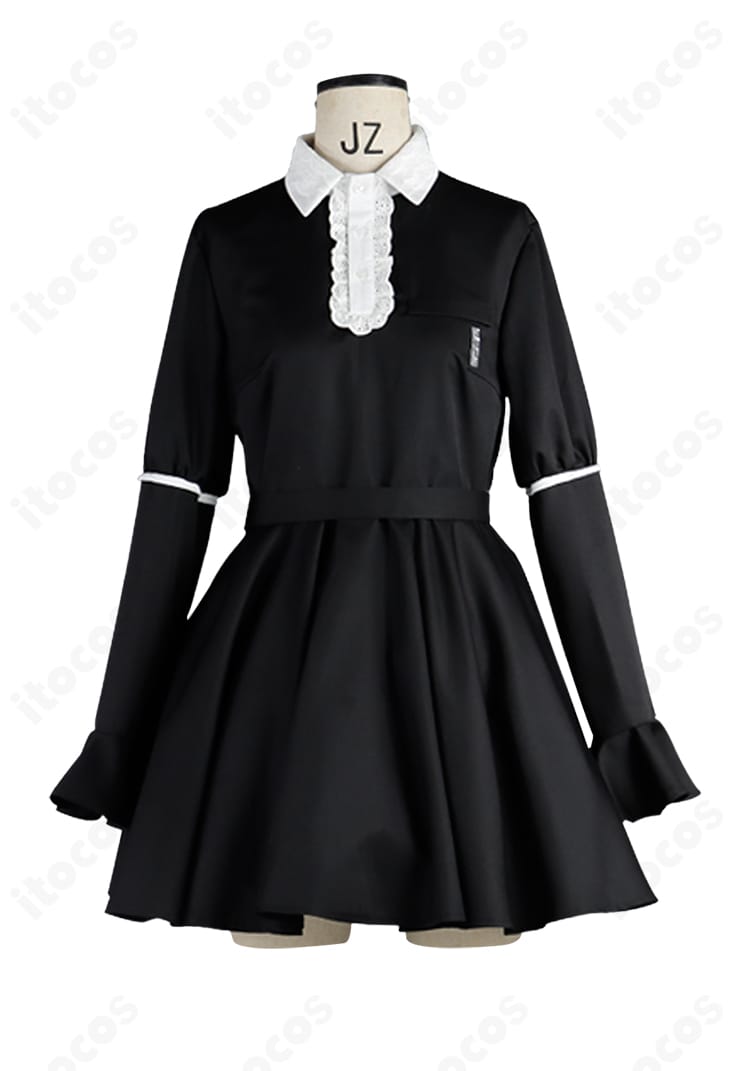 大鈴木くらら 私服ワンピース スカート正面ディテール｜可愛い印象の裾デザイン