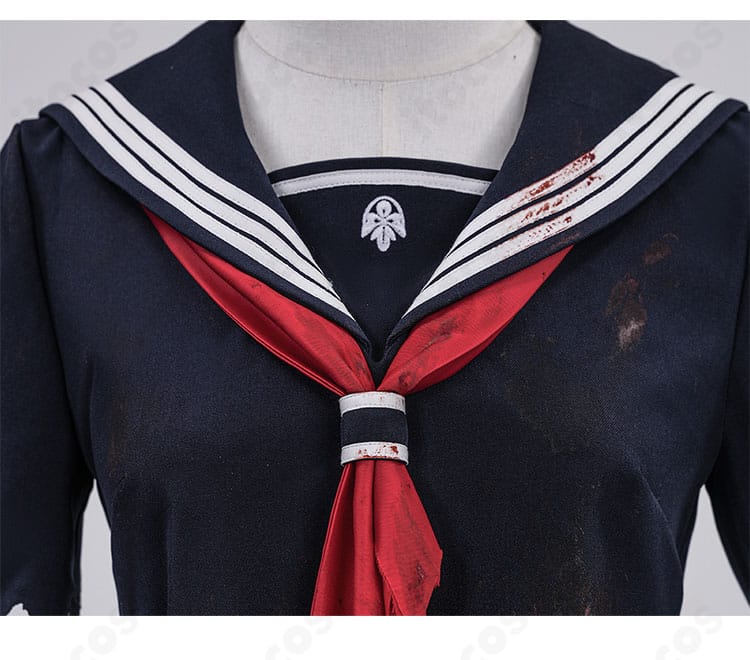 深水雛子 学生制服コスプレ 赤いスカーフディテール｜アクセントカラーの質感と結び目の形