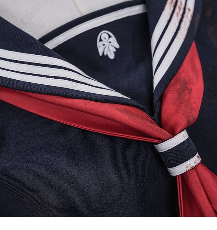 深水雛子 学生制服コスプレ 襟元ディテール｜端正な襟のラインで写真映えする設計