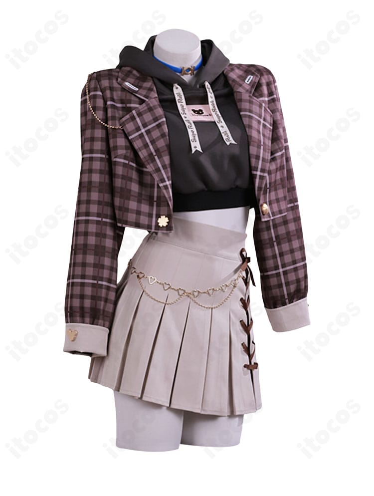 ホロライブ さくらみこ miCometベアブランド衣装 コスプレの右側アングル全身写真