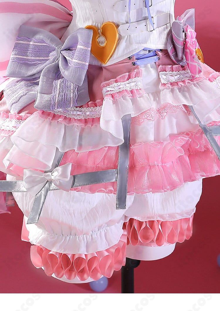 暁山瑞希 ハイド・クリノリン スカート装飾アップ。レースとフリルの重なりによるボリューム感