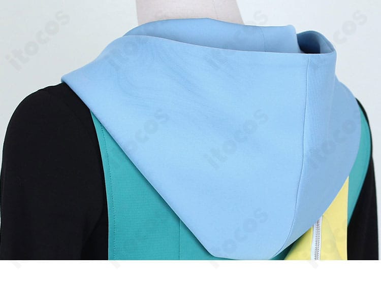 背面フード部分のアップ｜ボリュームと形状を保つフード設計