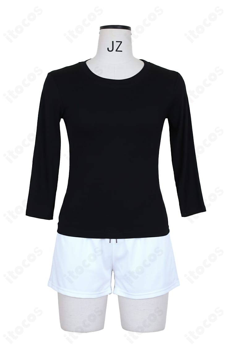 黒インナーと白ショートパンツのセット詳細｜インナー×短パンの内側コーデ例