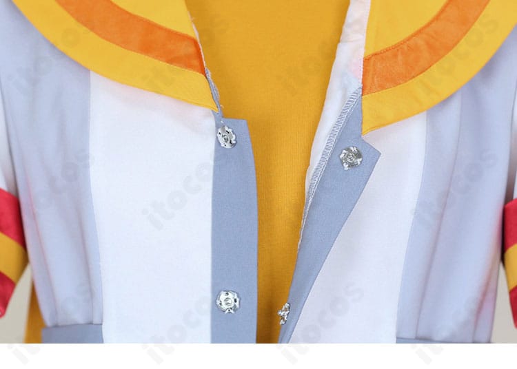 兎山大福 映画ver. コスプレ衣装の前立てとボタン風装飾。質感にこだわった高級感ある仕上がり。