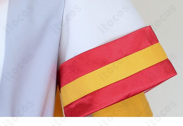 兎山大福 映画ver. コスプレ衣装の袖装飾ディテール。歪みを抑えた端処理と均一ステッチ。