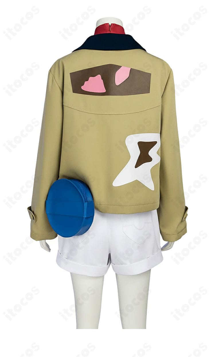 タウニー コート背面装飾。後ろ姿が映える縫製ラインとヨークのバランスを強調。