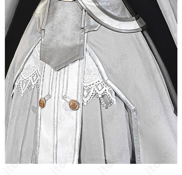 ソードアート・オンライン ムーンクレイドル 星王妃アスナ衣装の裾部分。流れるようなヘムラインが優雅さを演出するカット。