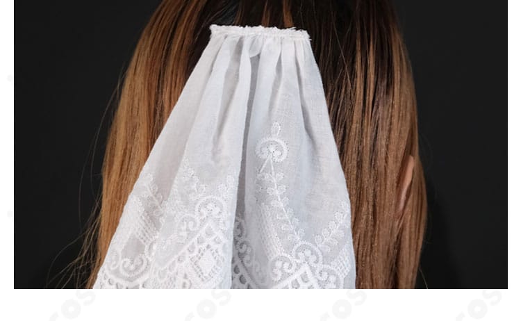 アスナ 星王妃コスプレ衣装の髪飾り。女王らしさを引き立てる華やかなアクセントを捉えたディテール。