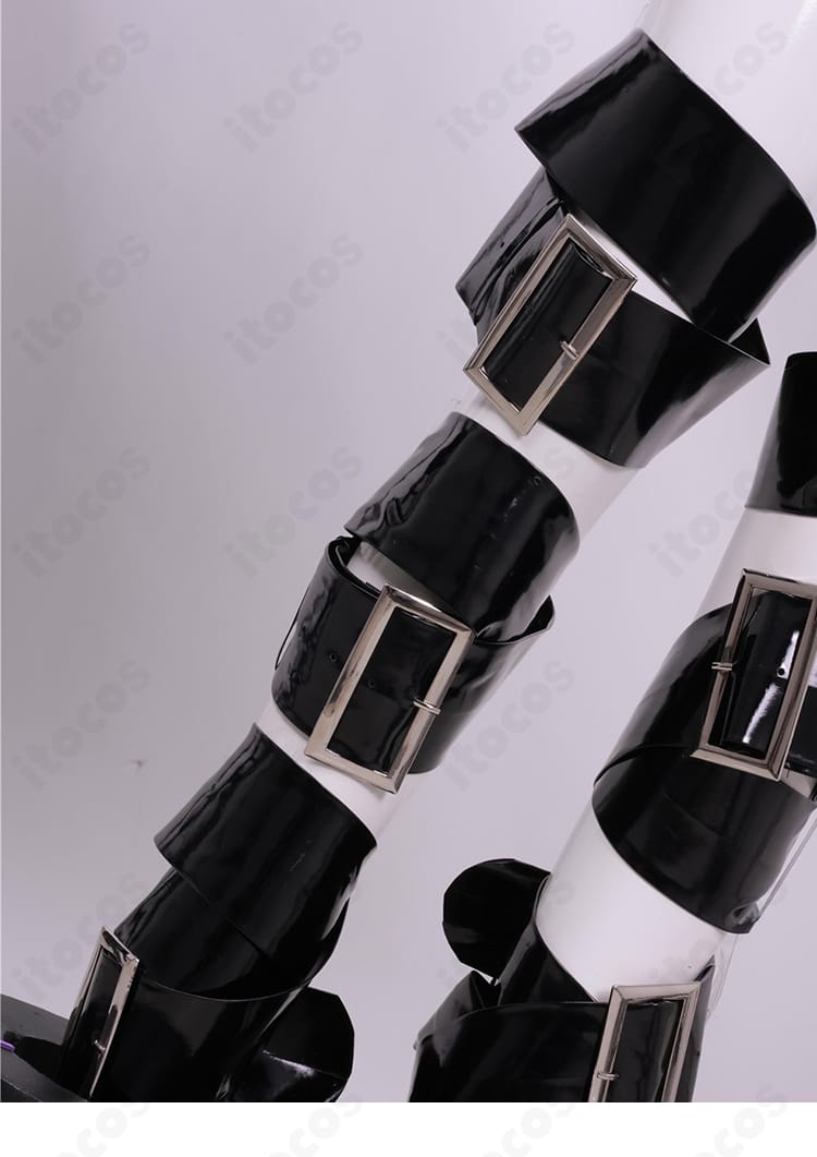 脚部装飾の細部表現（ラプラス・ダークネス 新衣装）