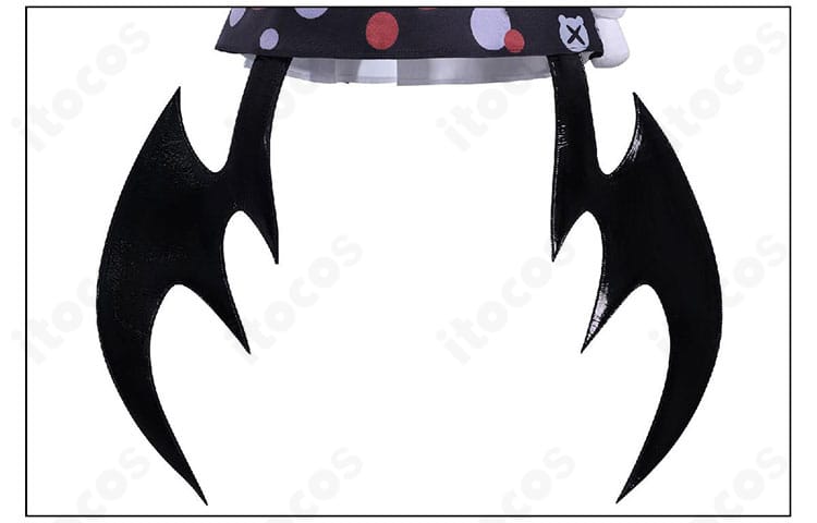 沢渡ココ コスプレ 背中装飾のアップ。翼モチーフが映えるデザイン