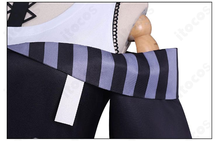 沢渡ココ 衣装の襟飾りディテールを示すアップ画像