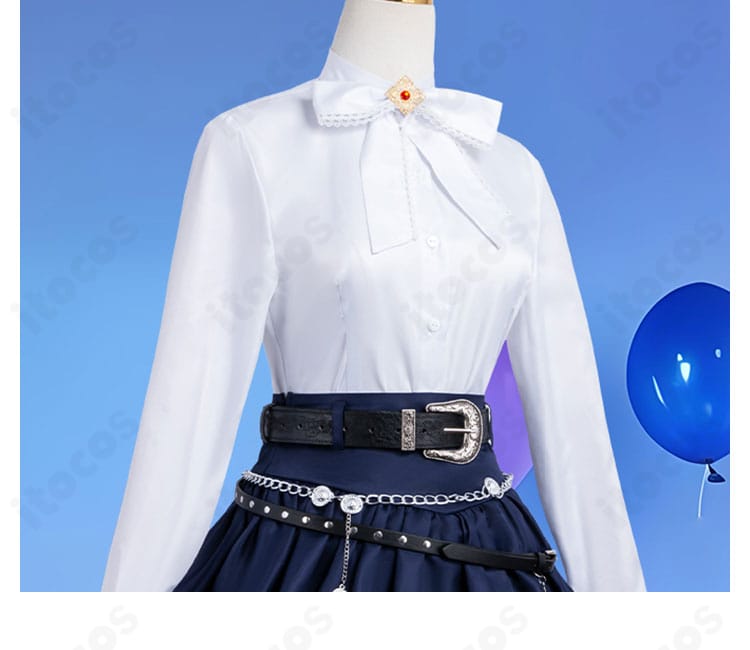 恋と深空 気ままな旅 コスプレの上衣シャツ質感アップ。清潔感ある生地感と胸元の縫製を確認。