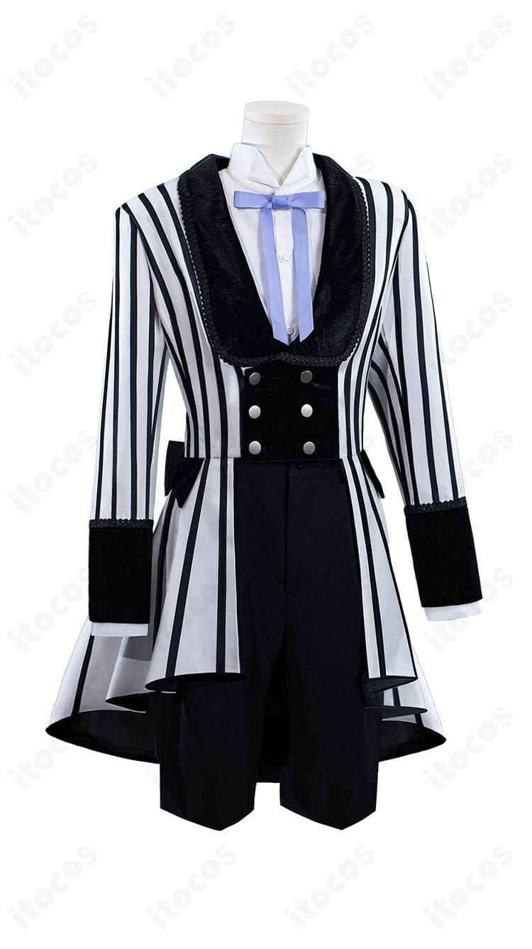 黒執事 シエル コスプレ礼装の正面全身。黒白ストライプのコートとショートパンツのシルエット、バランスを確認できる画像。