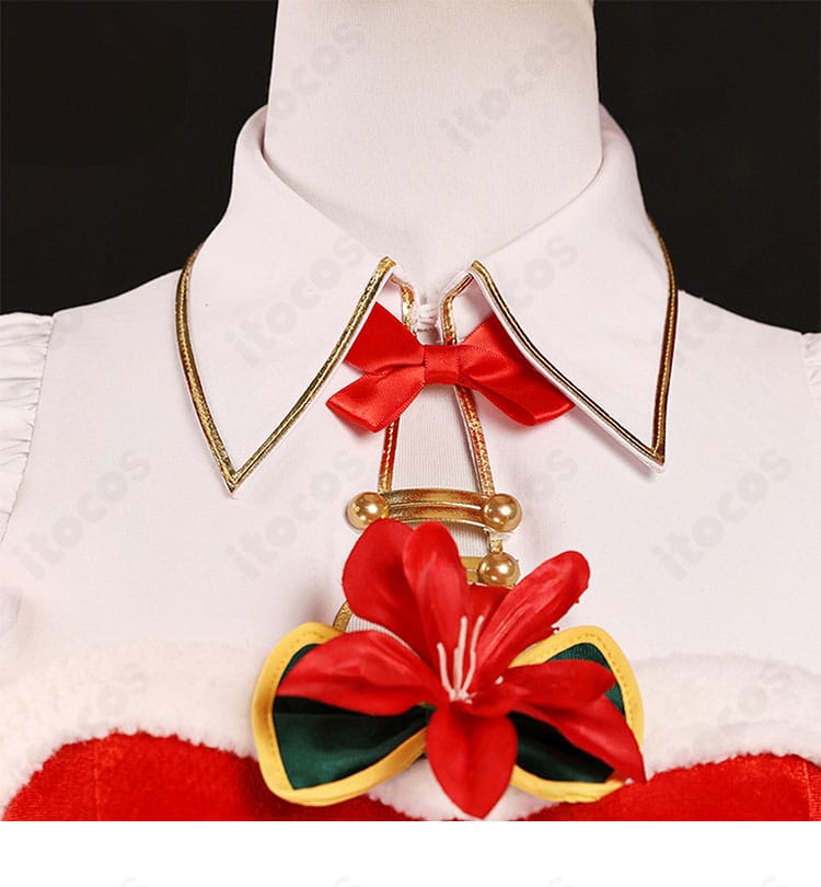 エミリア クリスマス記念コスプレ衣装の襟元と胸元リボンのディテール。清楚なリボン結びと配色のアップ。