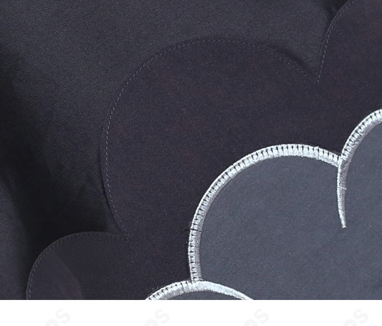 柄部分のアップ。模様プリントの色再現とエッジのシャープさ