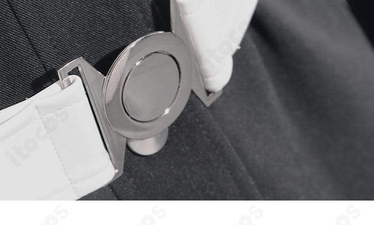 澄野拓海コスプレ 腰紐装飾ディテール。機動性を意識した結びと金具の配置。