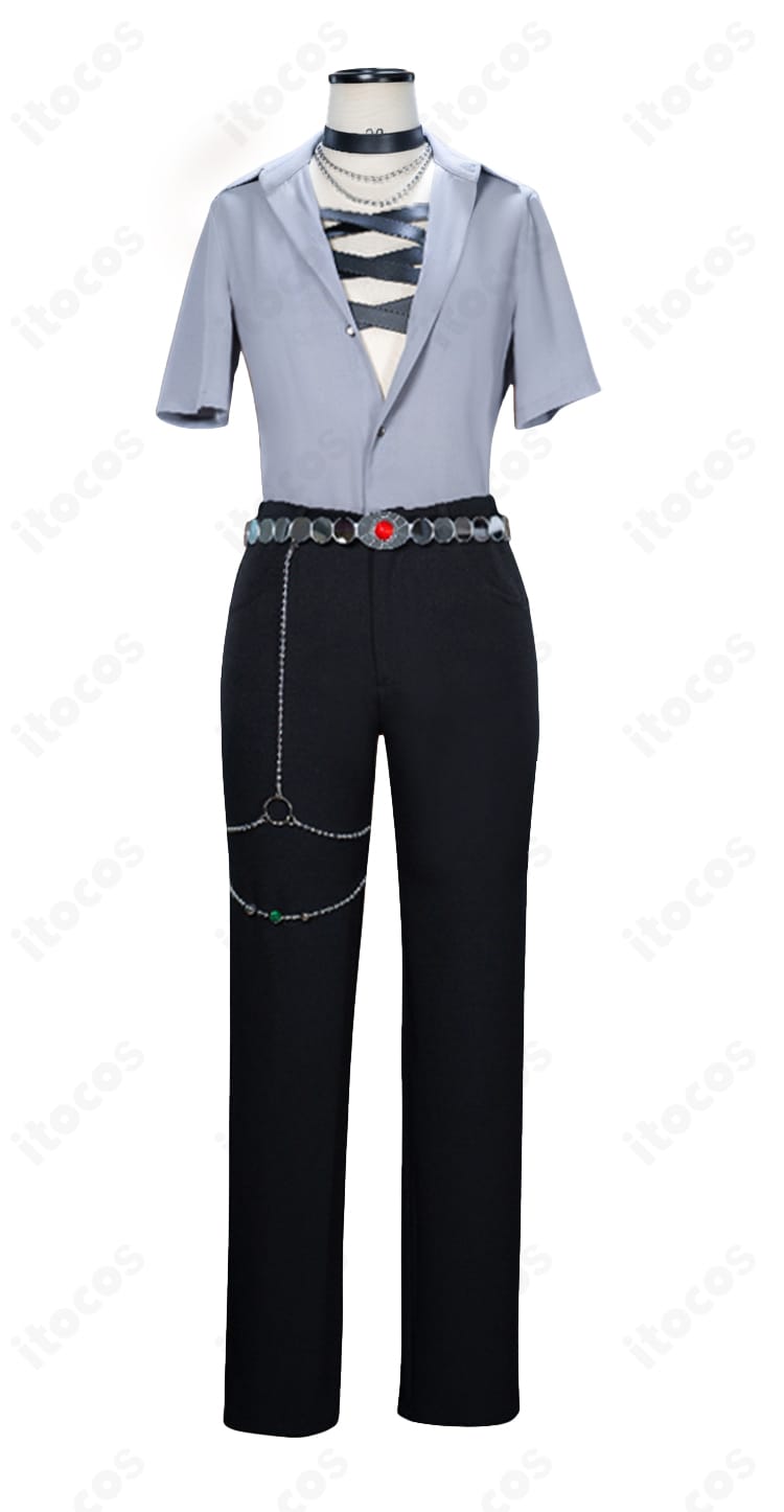 半袖シャツの前面装飾ディテール。襟元と前立てのステッチが見えるアップ