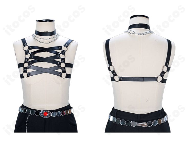 衣装装飾の表裏ディテール比較。テープ・縁取りの仕上げを確認できる画像