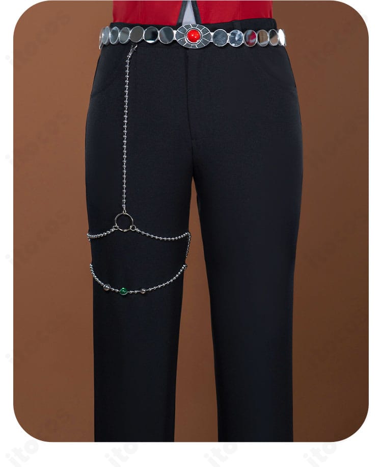 ズボン裾の装飾ディテール。ラインテープと縫製仕上げが分かる画像