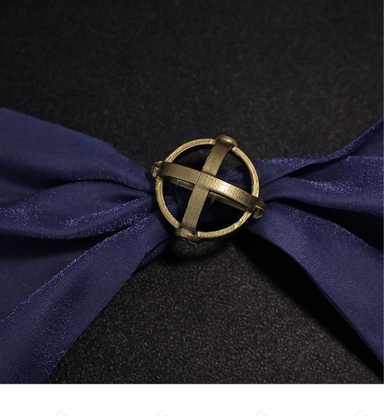 ヘアアクセサリーの形状と留め具の近接写真