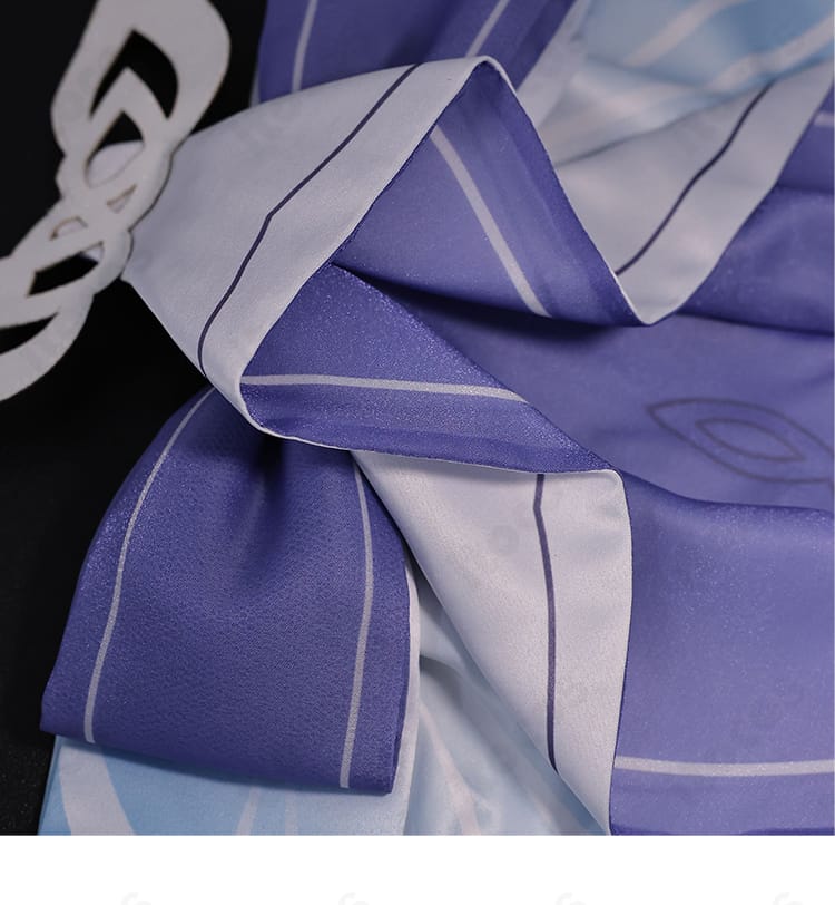 背面装飾の留め位置とレイアウトの詳細