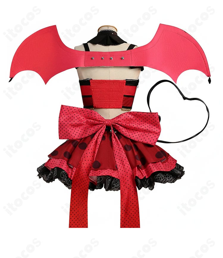 ラブライブ！サンシャイン!! Aqours 小悪魔アイドル衣装の背面全体像