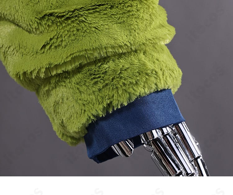 袖口の装飾ディテール。カフ周りのデザインと縫製の仕上がりが分かる拡大。