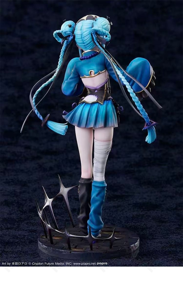 初音ミク キョンシーVer. コスプレ衣装の背面デザインと袖・裾の形状が分かる画像