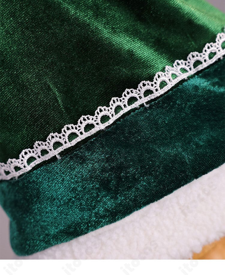 レム衣装の袖口装飾ディテール。トリムのデザインと仕上げ