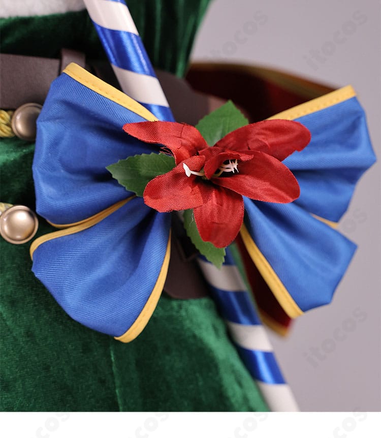 レム衣装の腰飾りディテール。ベルトとのバランスと装飾配置が分かる