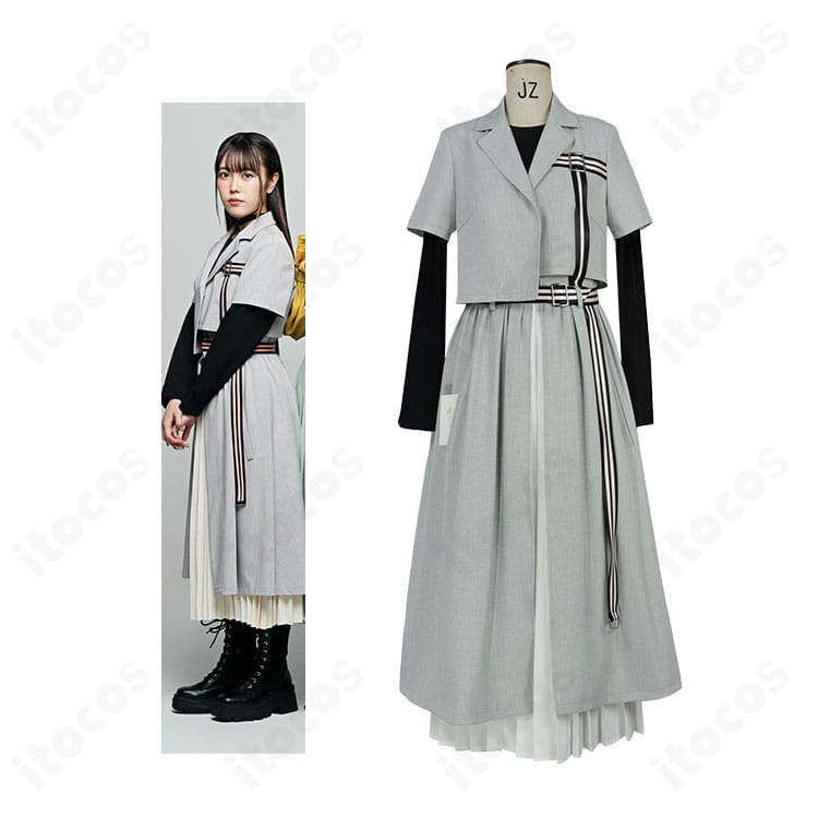 千早愛音『端程山』コスプレ衣装を着用した全身イメージ。コート・長袖上着・スカートのレイヤー感と上品なシルエットが分かるカット