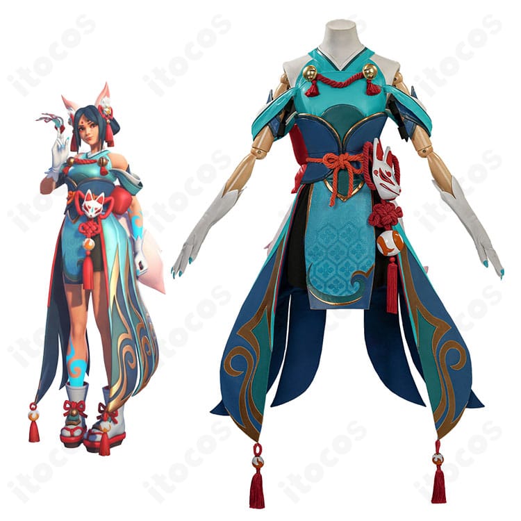 キリコ「イナリの神」コスプレ衣装を着用したモデル全身。背部蝶結びと和風配色が分かるイメージ