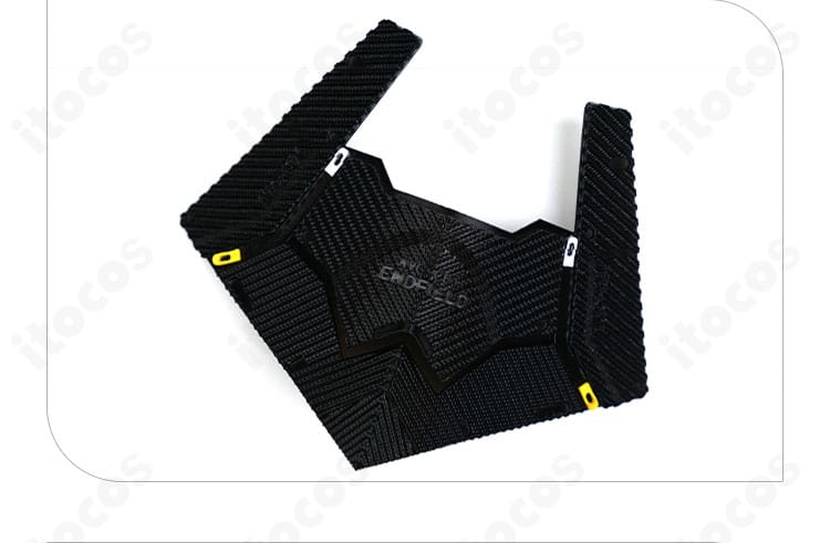 面頰（フェイスパーツ）の形状と装着イメージの近接画像