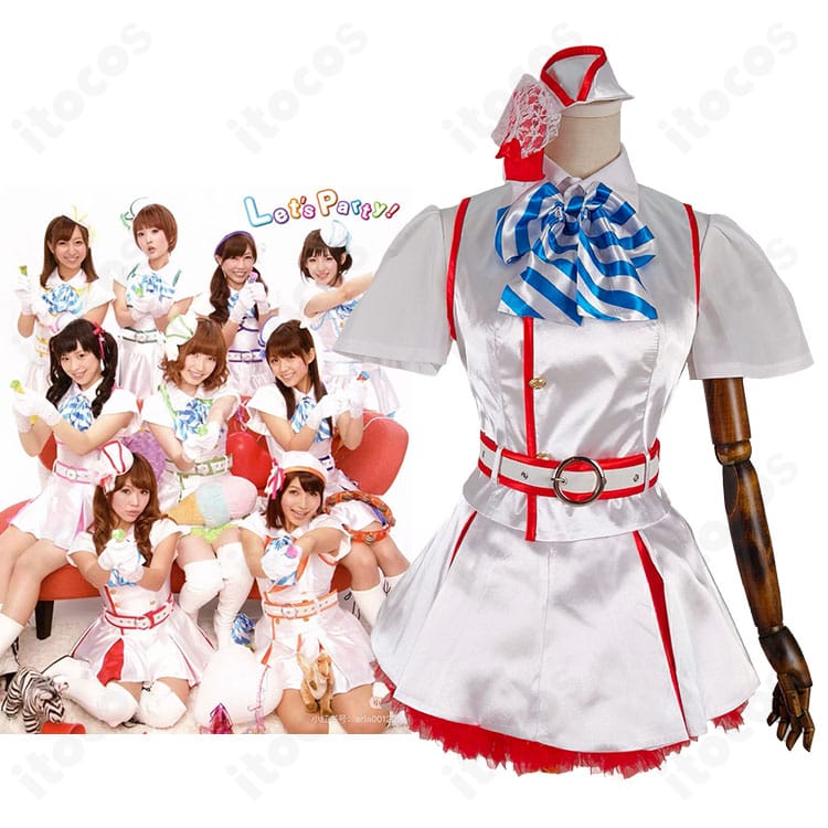 ラブライブ！μ's ライブ衣装の全体イメージとキャラクター集合を示す商品画像