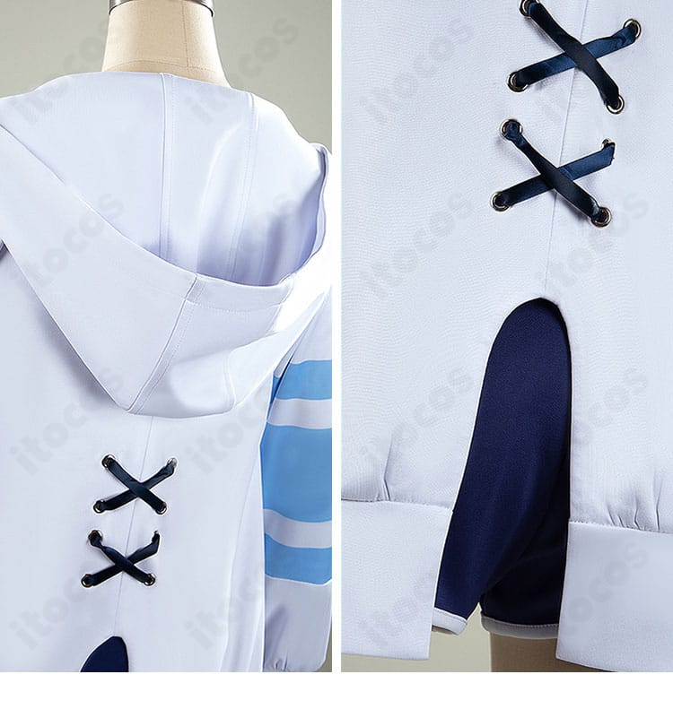 シュヴァルグラン 勝負服コスプレ 外套フード形状と背面の意匠を示す写真