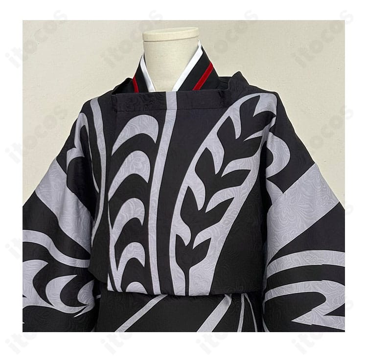 鬼滅の刃 鬼舞辻無惨 コスプレ衣装の衣襟装飾ディテール。重なり襟と縫製の丁寧さが伝わるアップ。