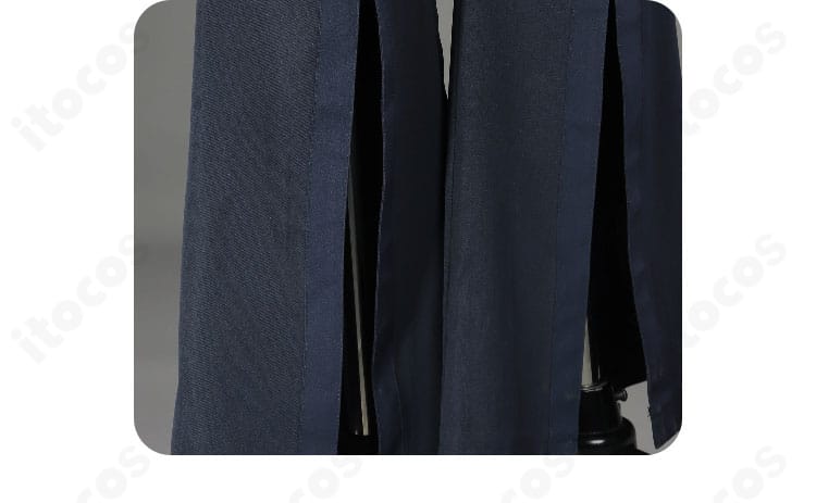 パンツ裾のシルエットとステッチ。立希『端程山』衣装のボトムディテール