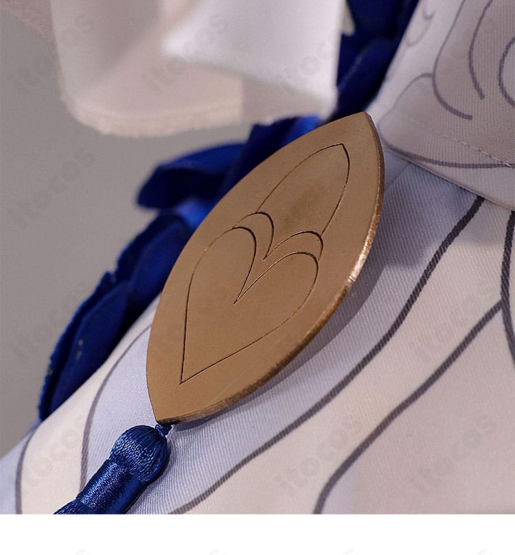 ダリア（コンスタンス）腰間アクセサリーの細部と全体バランス