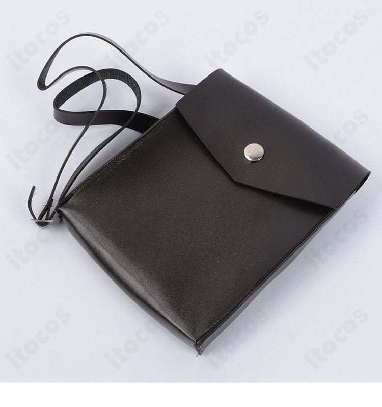 縁城蒼吏 コスプレ衣装の腰飾りクローズアップ。作品イメージを反映した控えめな装飾。