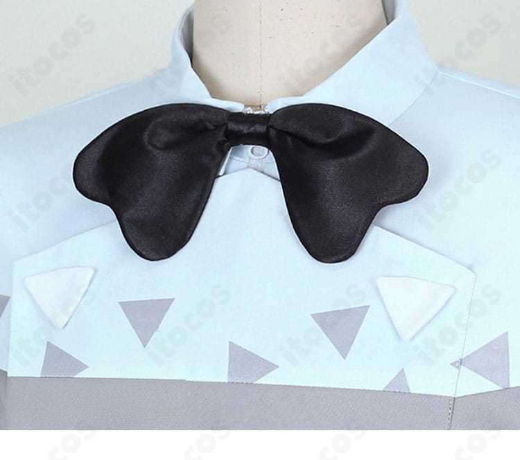 グリ衣装の黒色リボン装飾アップ。控えめなアクセントで全体を引き締めるポイント。