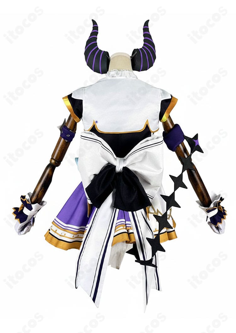 ラプラス・ダークネス アイドル衣装の背面全体図。大きな背中リボンとライン装飾を忠実に再現。