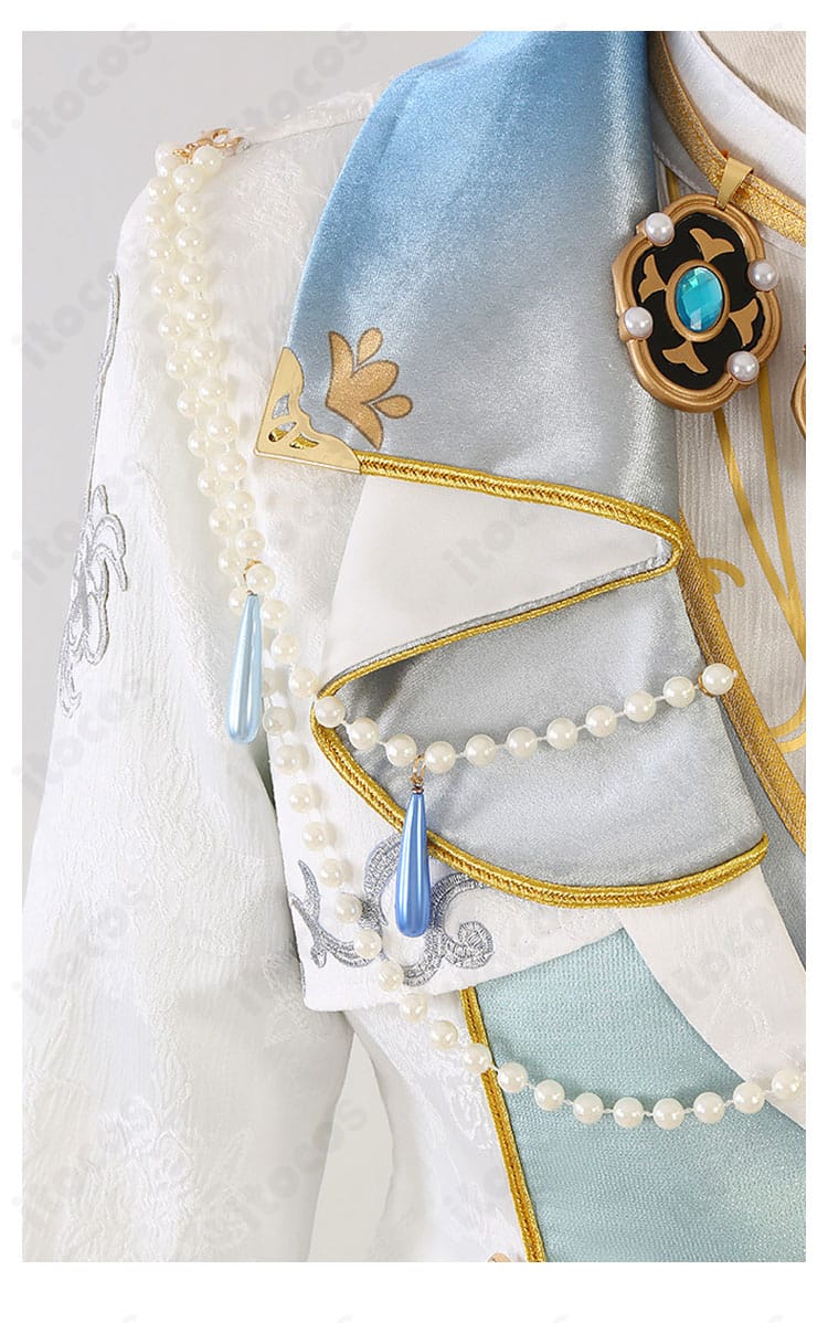 あんスタ Eden ヴェリテ衣装の襟元・衣領装飾ディテール。上品な金属調パーツと縁取り