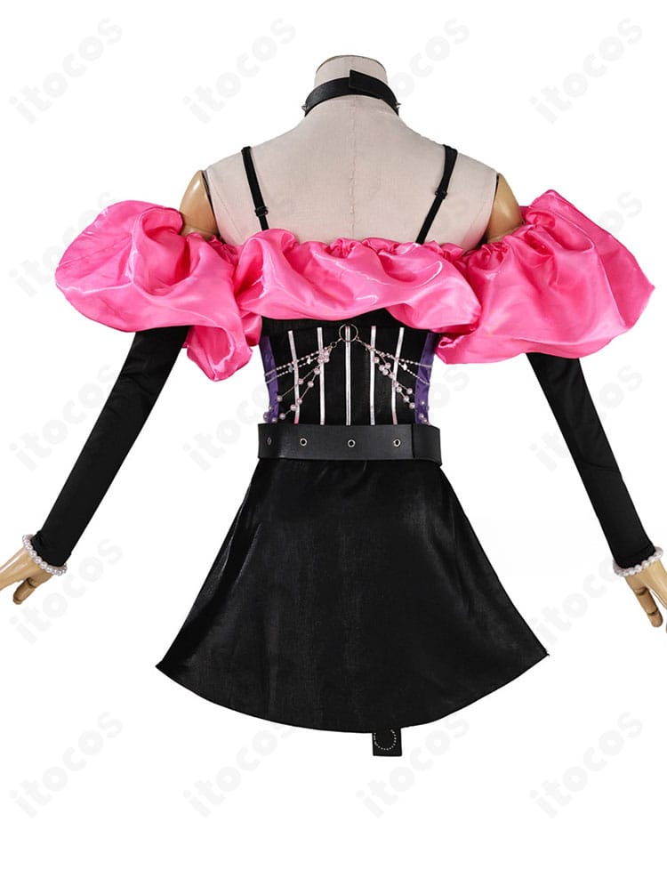 ホロライブ 綺々羅々ヴィヴィ ステージ衣装2025 背面デザイン。後ろ姿のシルエットと装飾バランスを再現。