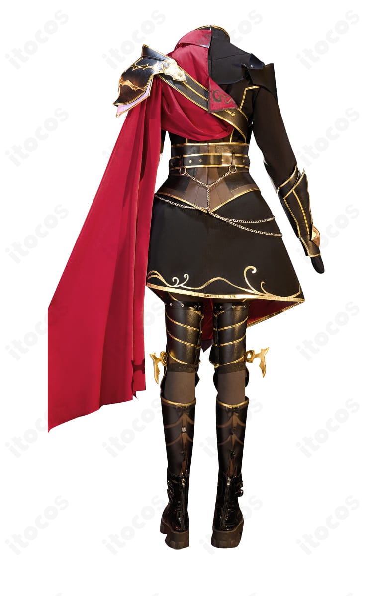 青柳冬弥 シュヴァリエ・ノワールの背面。ロングマントの長さとドレープの流れ、背中のラインが分かる。