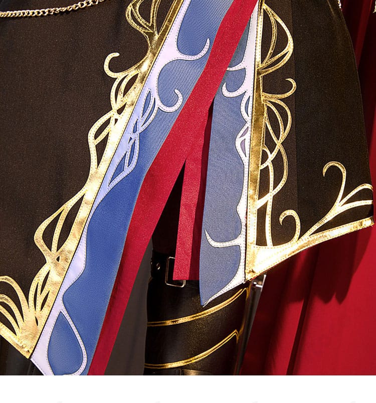 裾飾りのディテール。ヘムラインの装飾パーツと縫製の丁寧さ、ラインの美しさを強調。