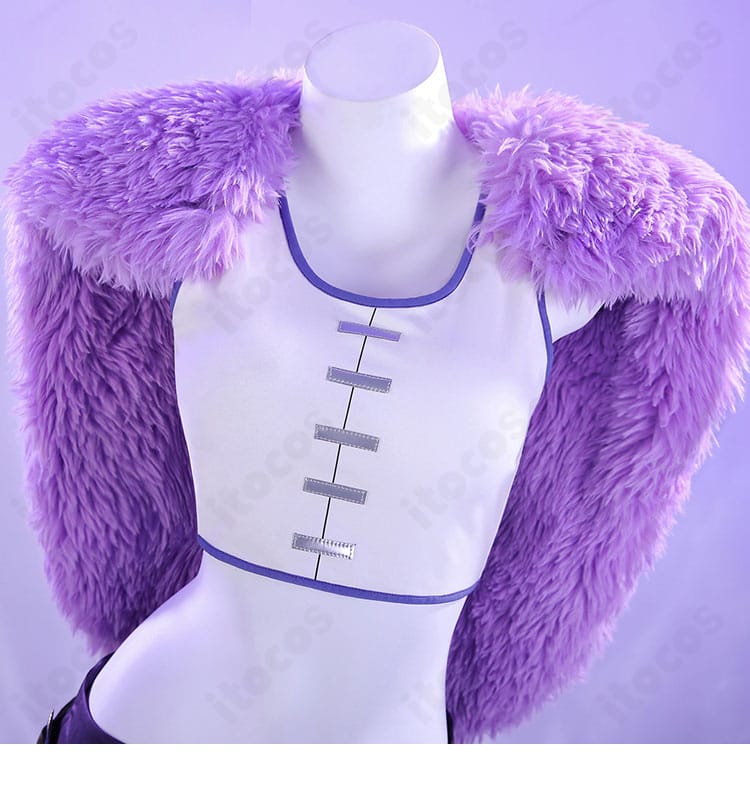 ニコ・ロビン エルバフ編コスプレ衣装の襟元装飾ディテール。上品さを引き立てる繊細な意匠