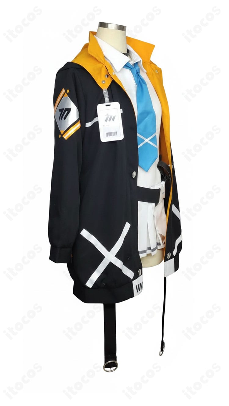 右側面の音瀬コタマ学園制服。ベルトとホルスターの装着位置、コートのサイドラインが分かるディテールカット。