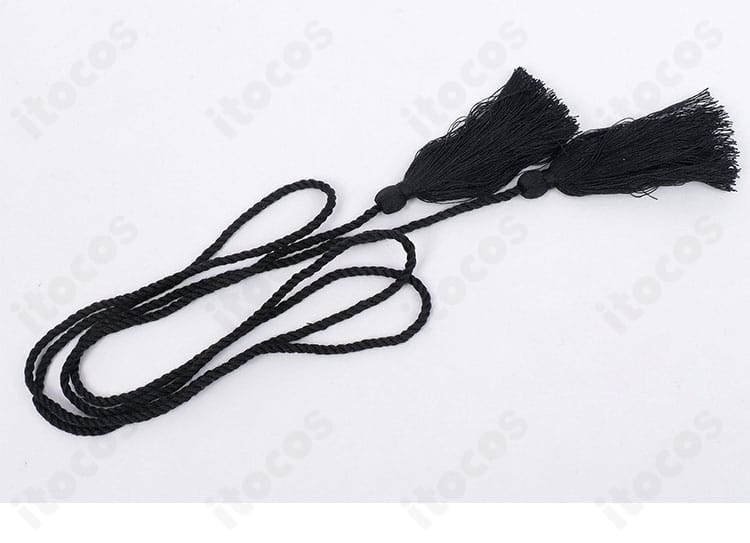 付属の紐アクセサリー。色味と素材感、帯やトップスとのコーディネート性を示す。